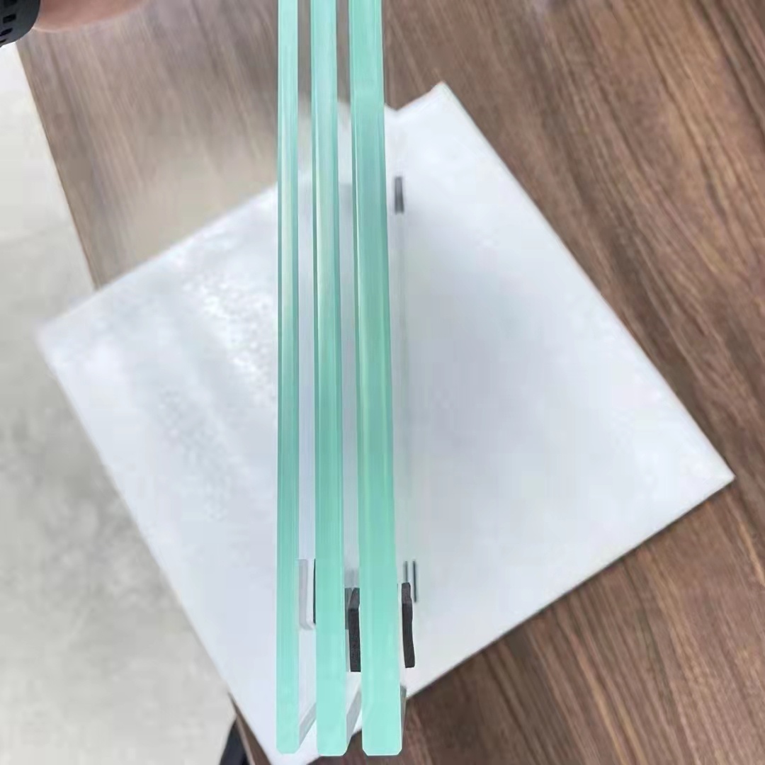 Xinfuxing extra clear float glass.jpg